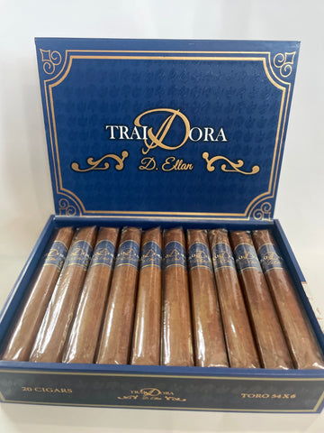 Image of Traidora Toro Box 20 By Diab Ellan